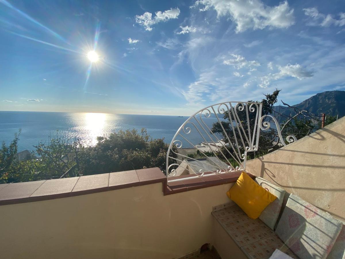 Il Profumo Dei Fiori Apartment Praiano Exterior photo
