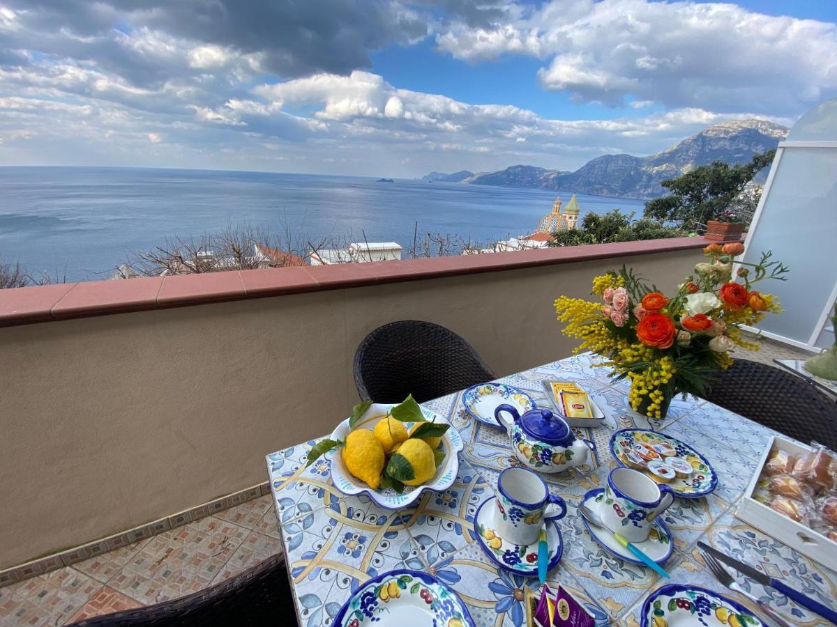Il Profumo Dei Fiori Apartment Praiano Exterior photo
