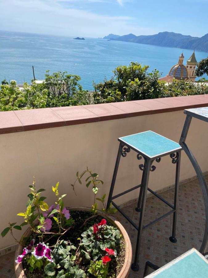 Il Profumo Dei Fiori Apartment Praiano Exterior photo